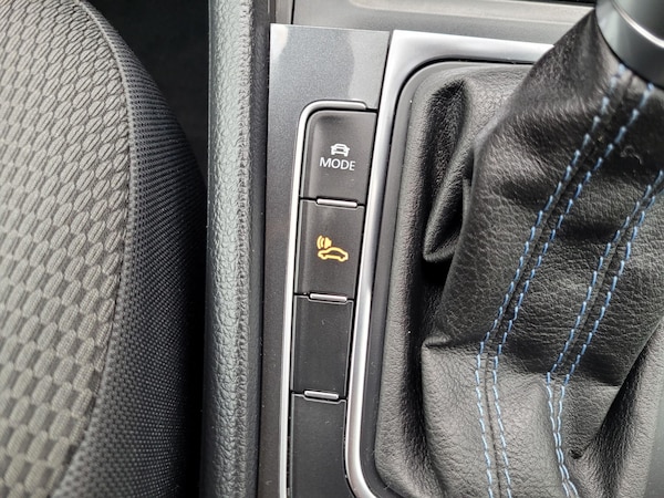 Used Volkswagen Golf 2018 for sale - 76167241: Photo 42