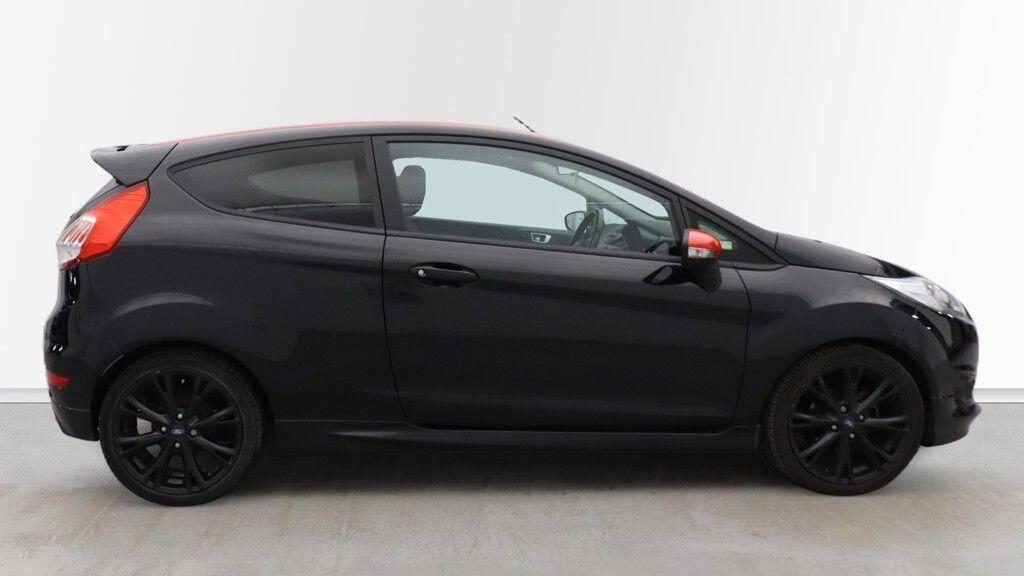 Used Ford Fiesta 2016 for sale - 77131770: Photo 5