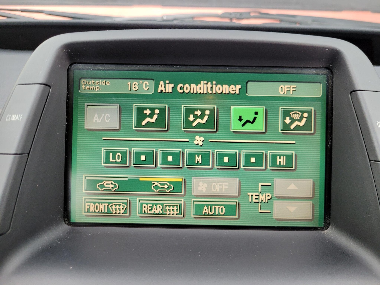 Used Toyota Prius 2005 for sale - 76984715: Photo 32