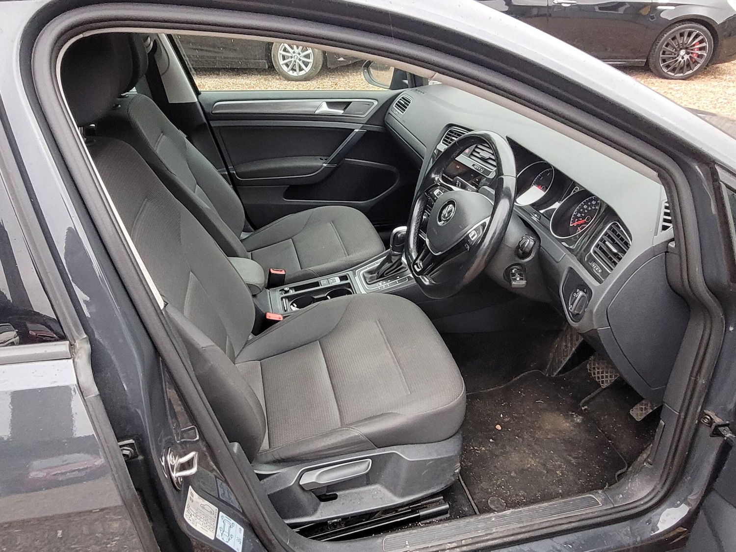 Used Volkswagen Golf 2019 for sale - 77166605: Photo 11