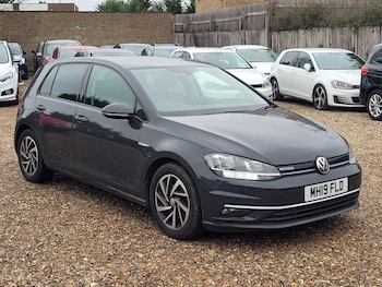 Used Volkswagen Golf 2019 for sale - 77166605: Photo