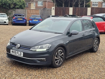 Used Volkswagen Golf 2019 for sale - 77166605: Photo