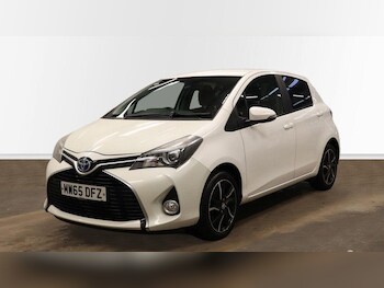 Used Toyota Yaris 2015 for sale - 77237634: Photo