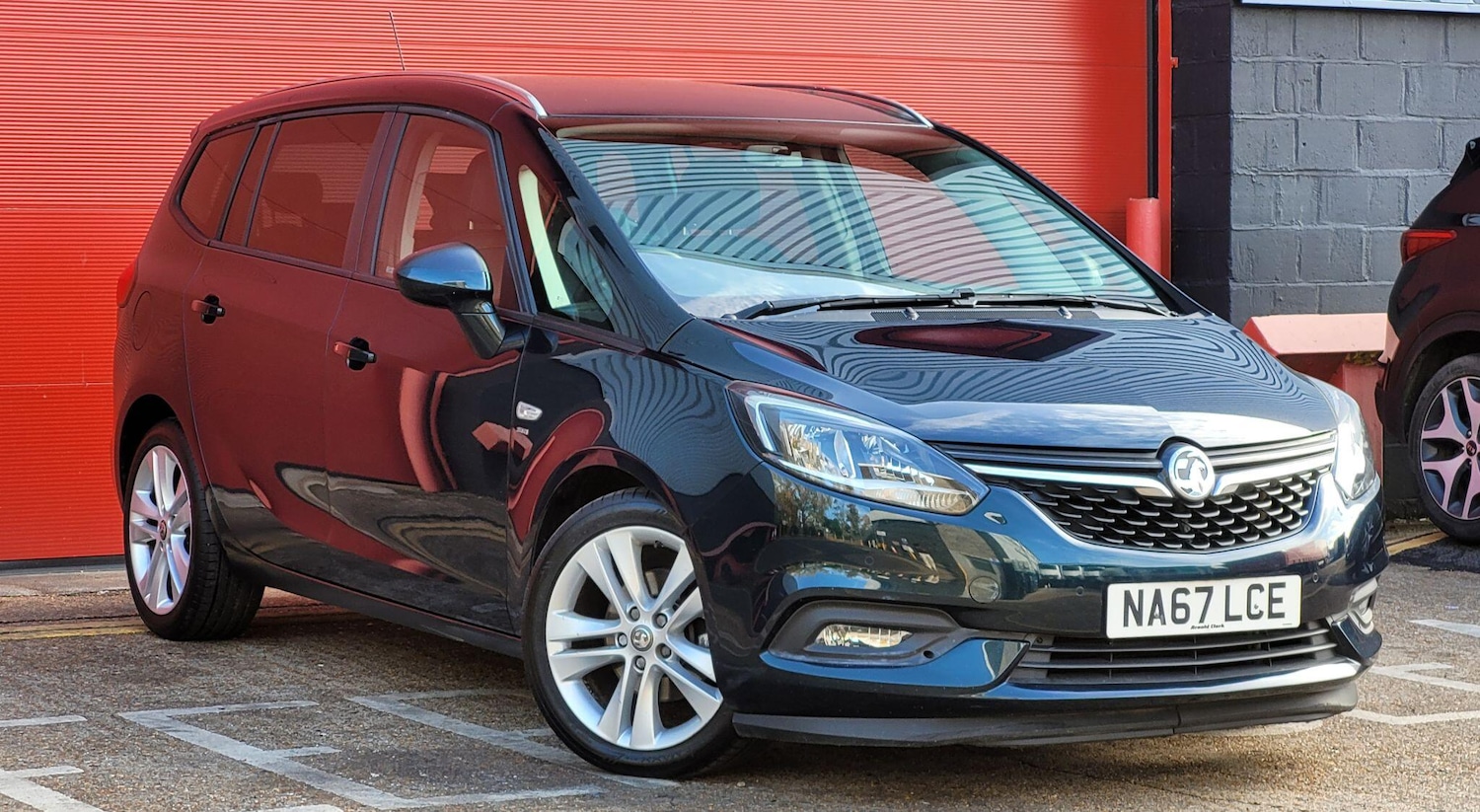 Used Vauxhall Zafira 2017 for sale - 76408513: Photo 1