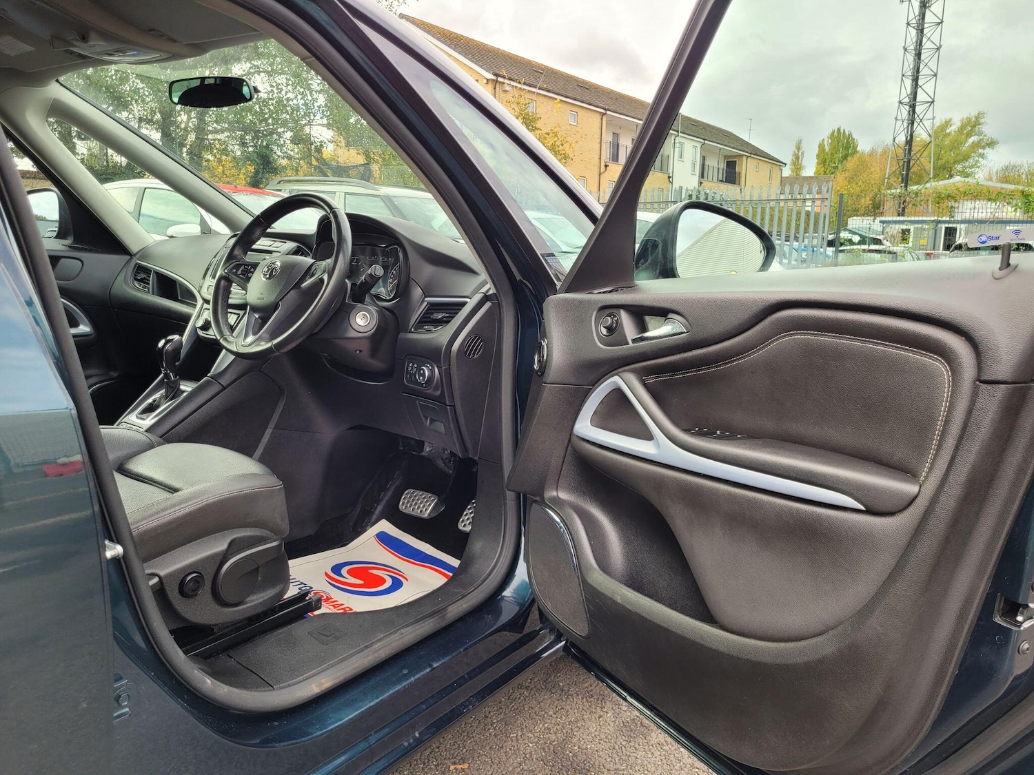 Used Vauxhall Zafira 2017 for sale - 76408513: Photo 11