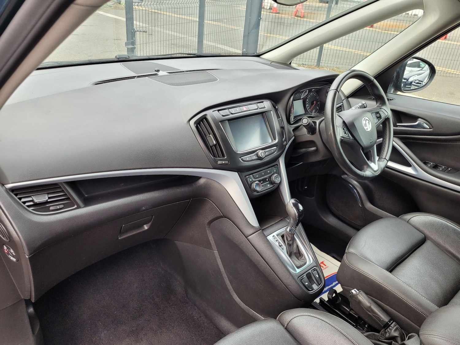 Used Vauxhall Zafira 2017 for sale - 76408513: Photo 19