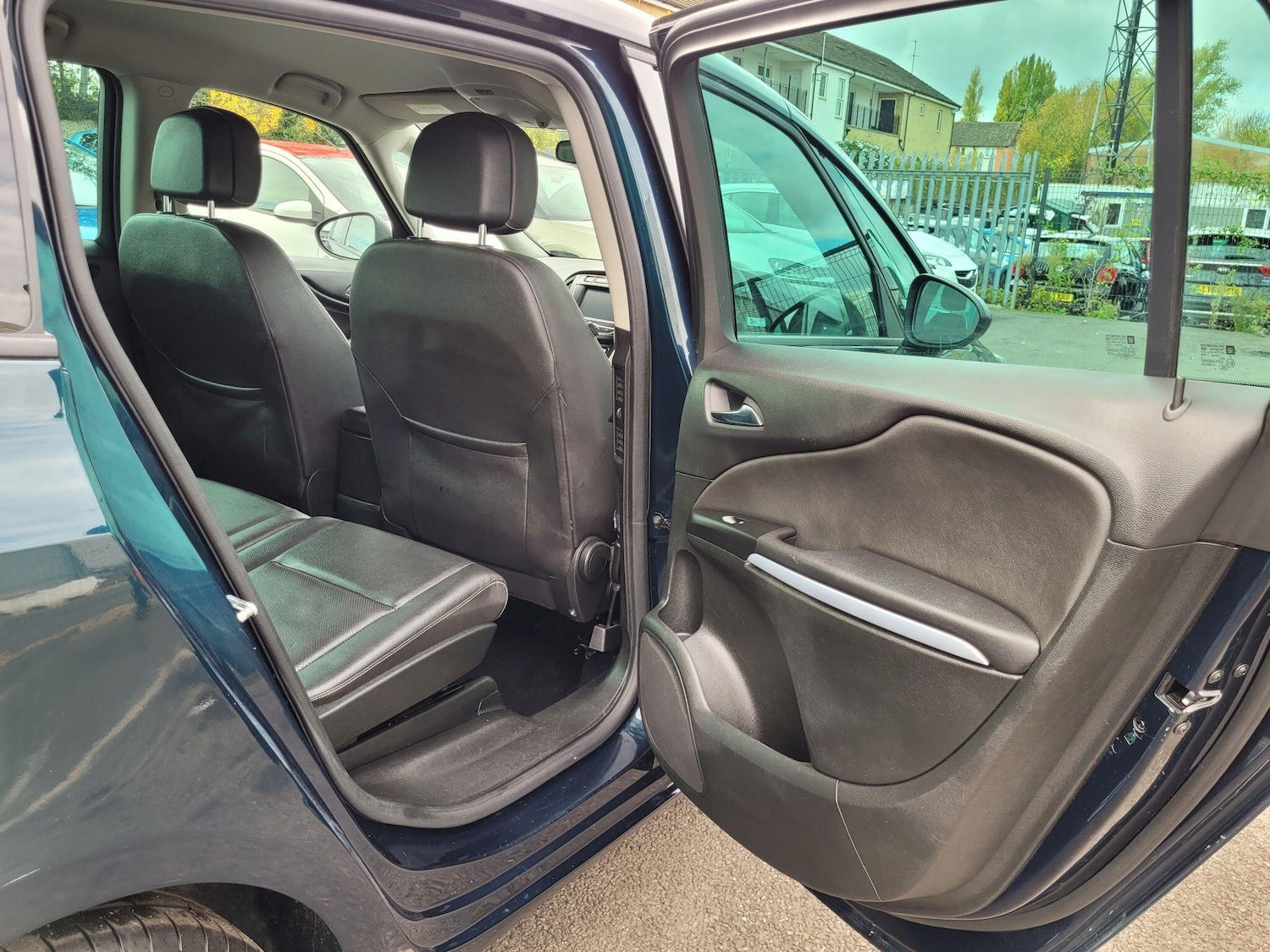 Used Vauxhall Zafira 2017 for sale - 76408513: Photo 20