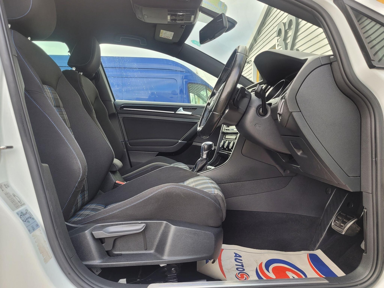 Used Volkswagen Golf 2016 for sale - 76226297: Photo 15