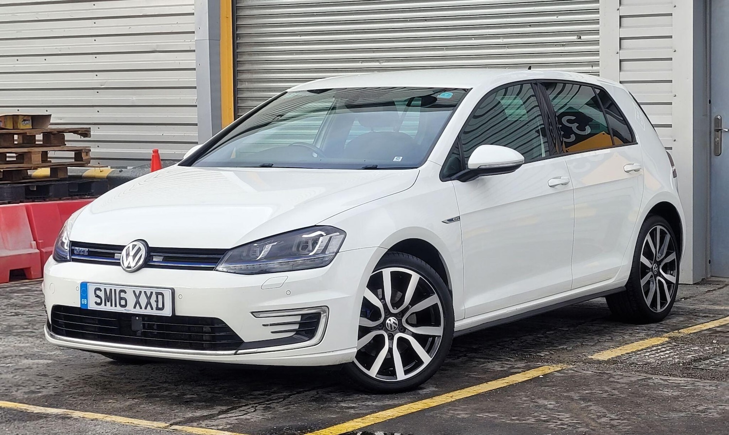 Used Volkswagen Golf 2016 for sale - 76226297: Photo 2