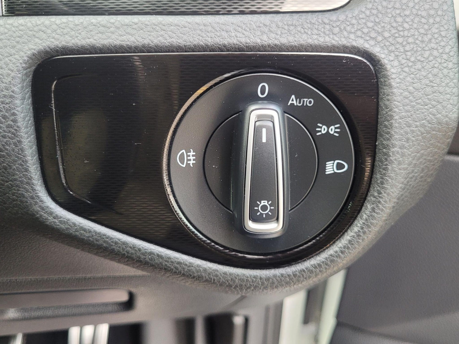 Used Volkswagen Golf 2016 for sale - 76226297: Photo 29