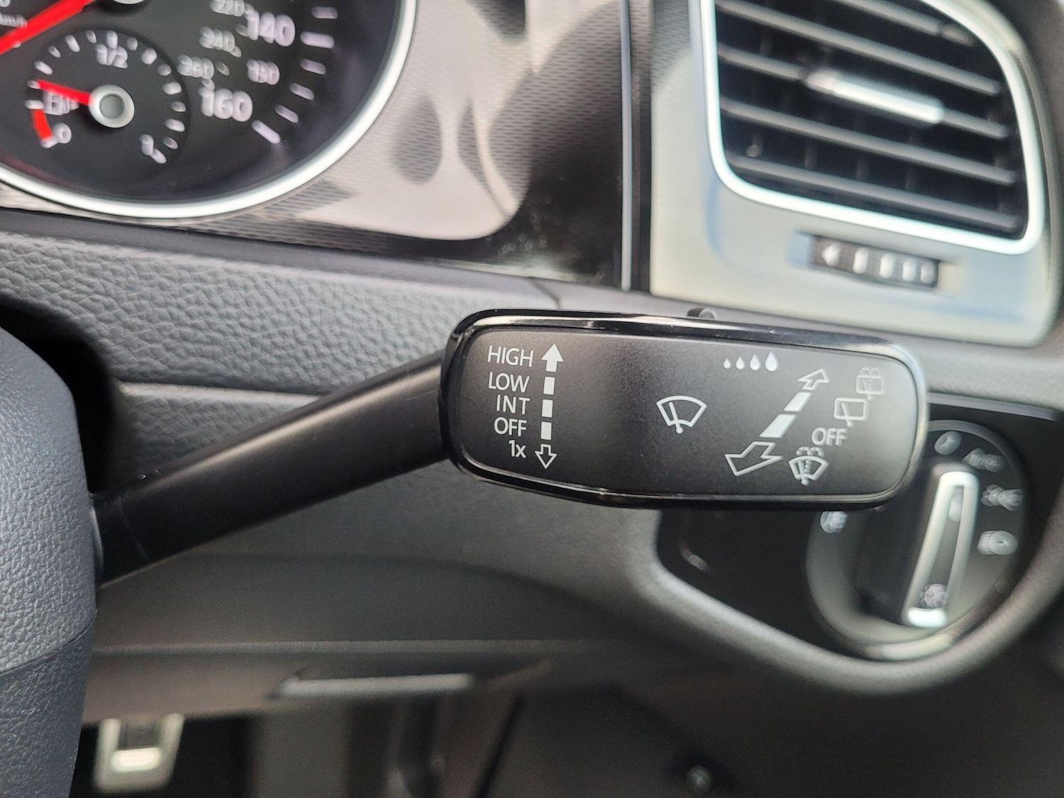 Used Volkswagen Golf 2016 for sale - 76226297: Photo 35