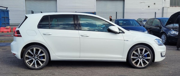 Used Volkswagen Golf 2016 for sale - 76226297: Photo 5