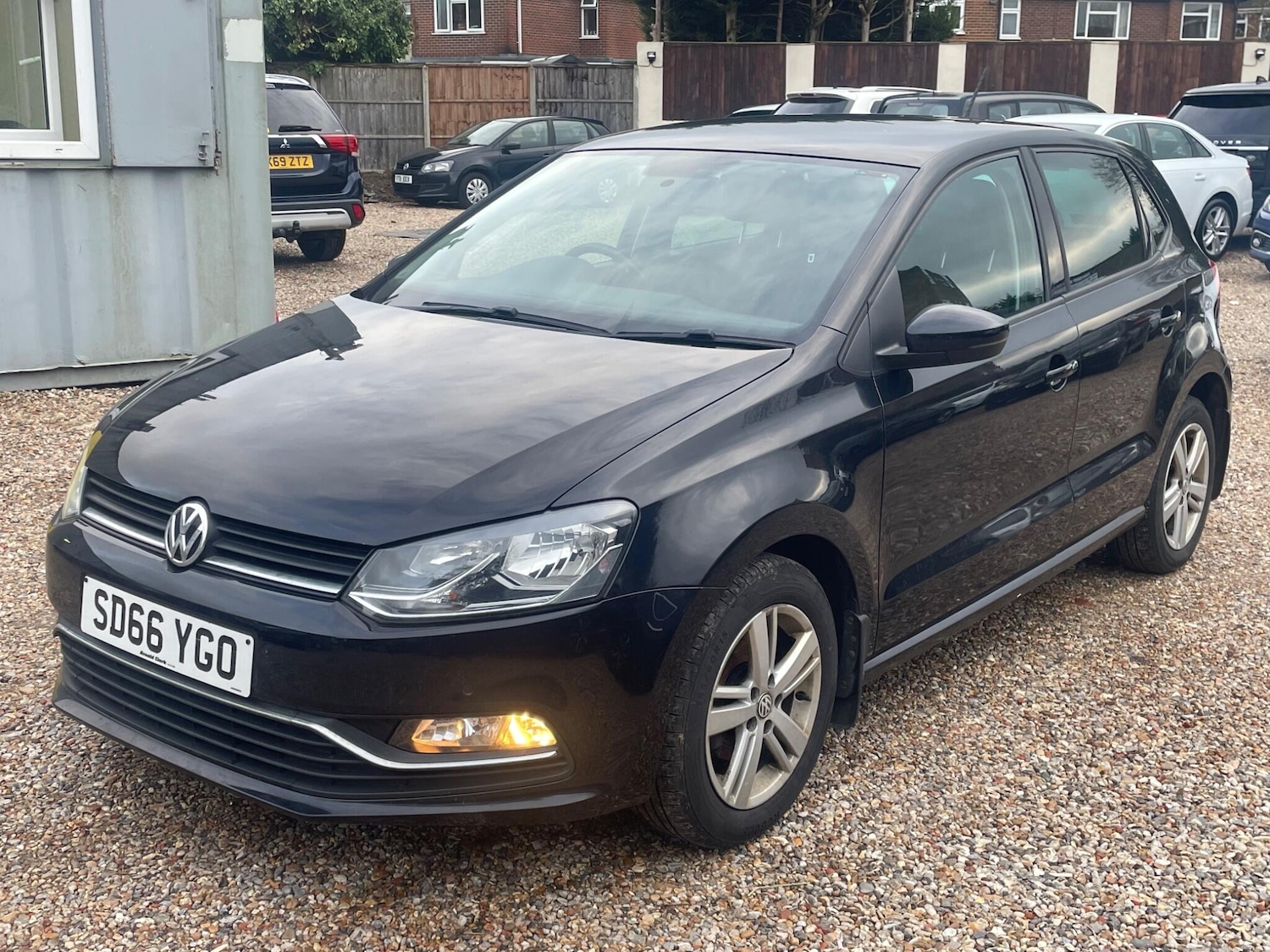 Used Volkswagen Polo 2016 for sale - 77496596: Photo 3