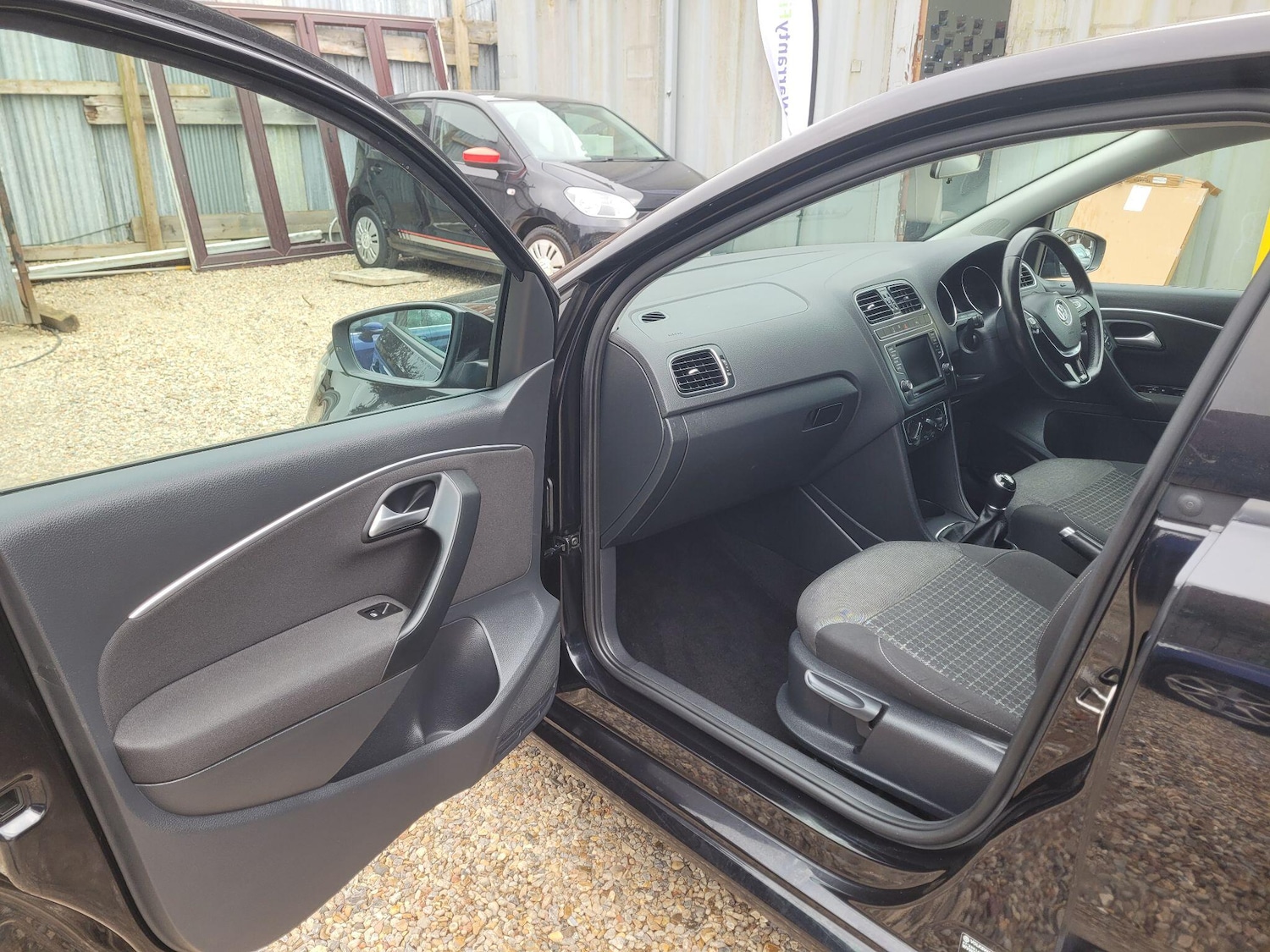 Used Volkswagen Polo 2016 for sale - 77496596: Photo 43