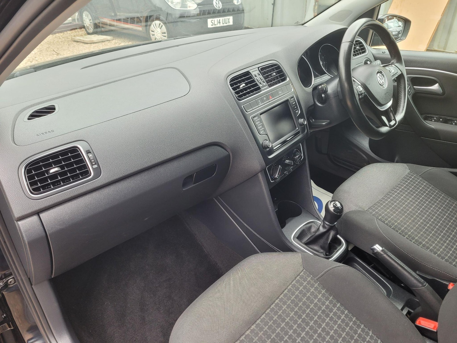 Used Volkswagen Polo 2016 for sale - 77496596: Photo 45