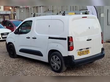 Used Citroen Berlingo 2020 for sale - 77671115: Photo