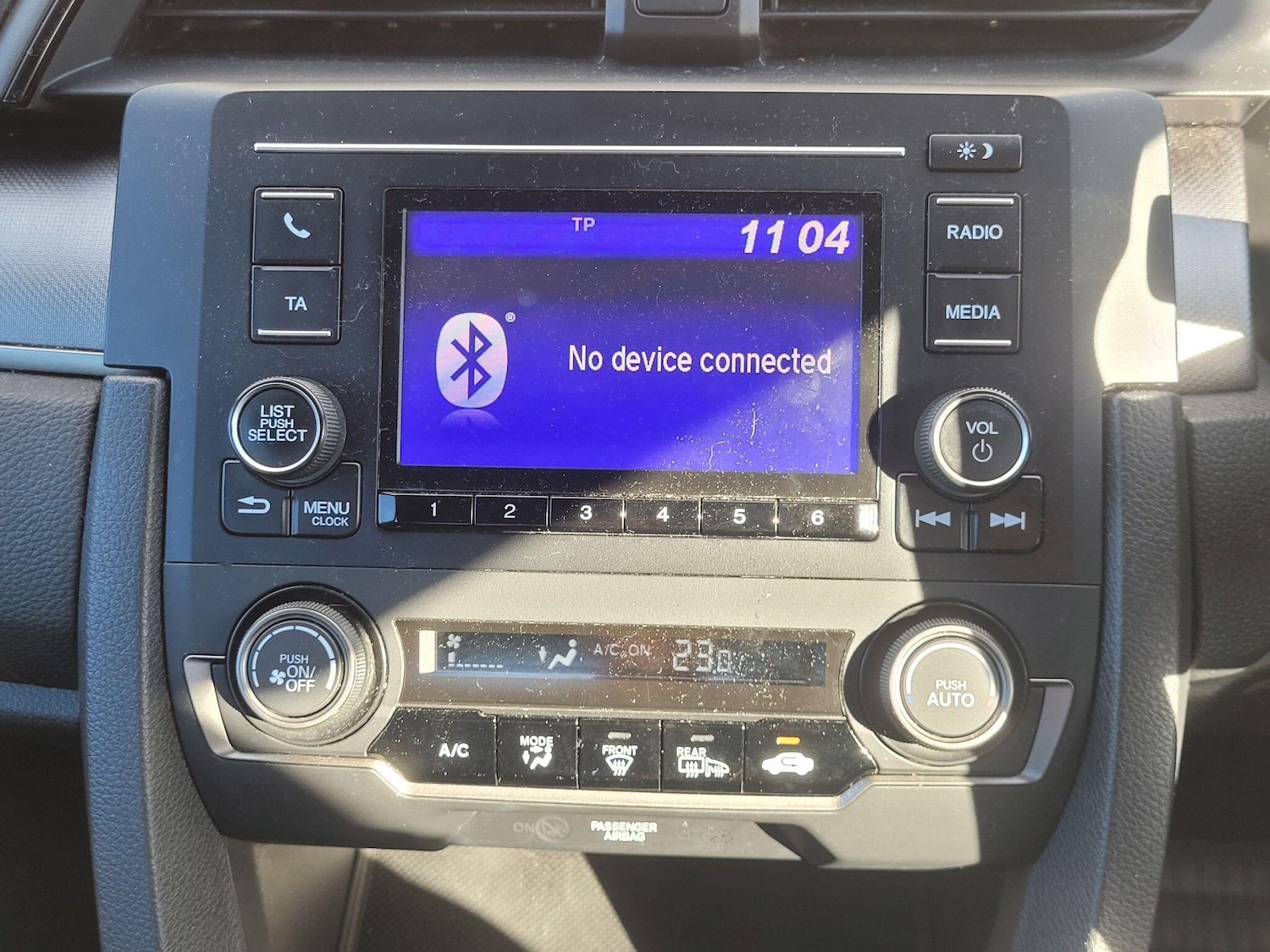 Used Honda Civic 2018 for sale - 76371544: Photo 7