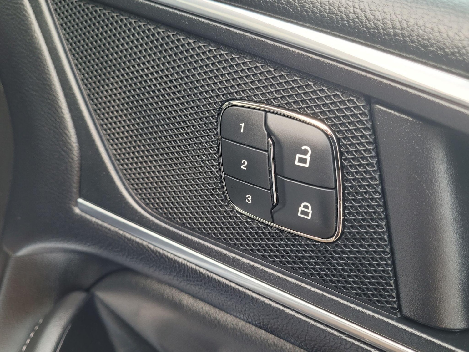 Used Ford S-Max 2017 for sale - 77021092: Photo 66