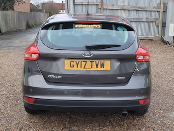 Used Ford Focus 2017 for sale - 76984720: Photo