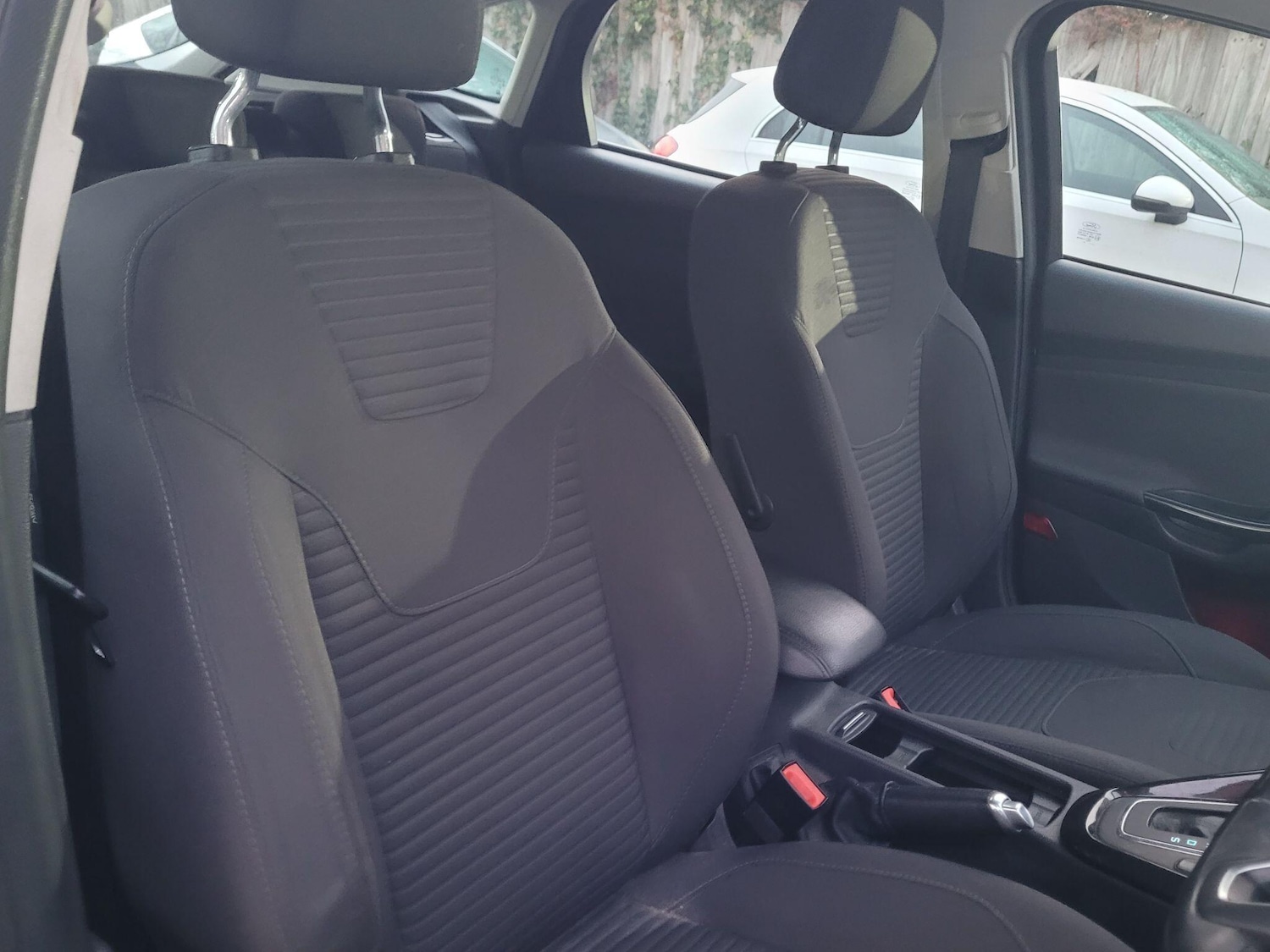 Used Ford Focus 2017 for sale - 76984720: Photo 9