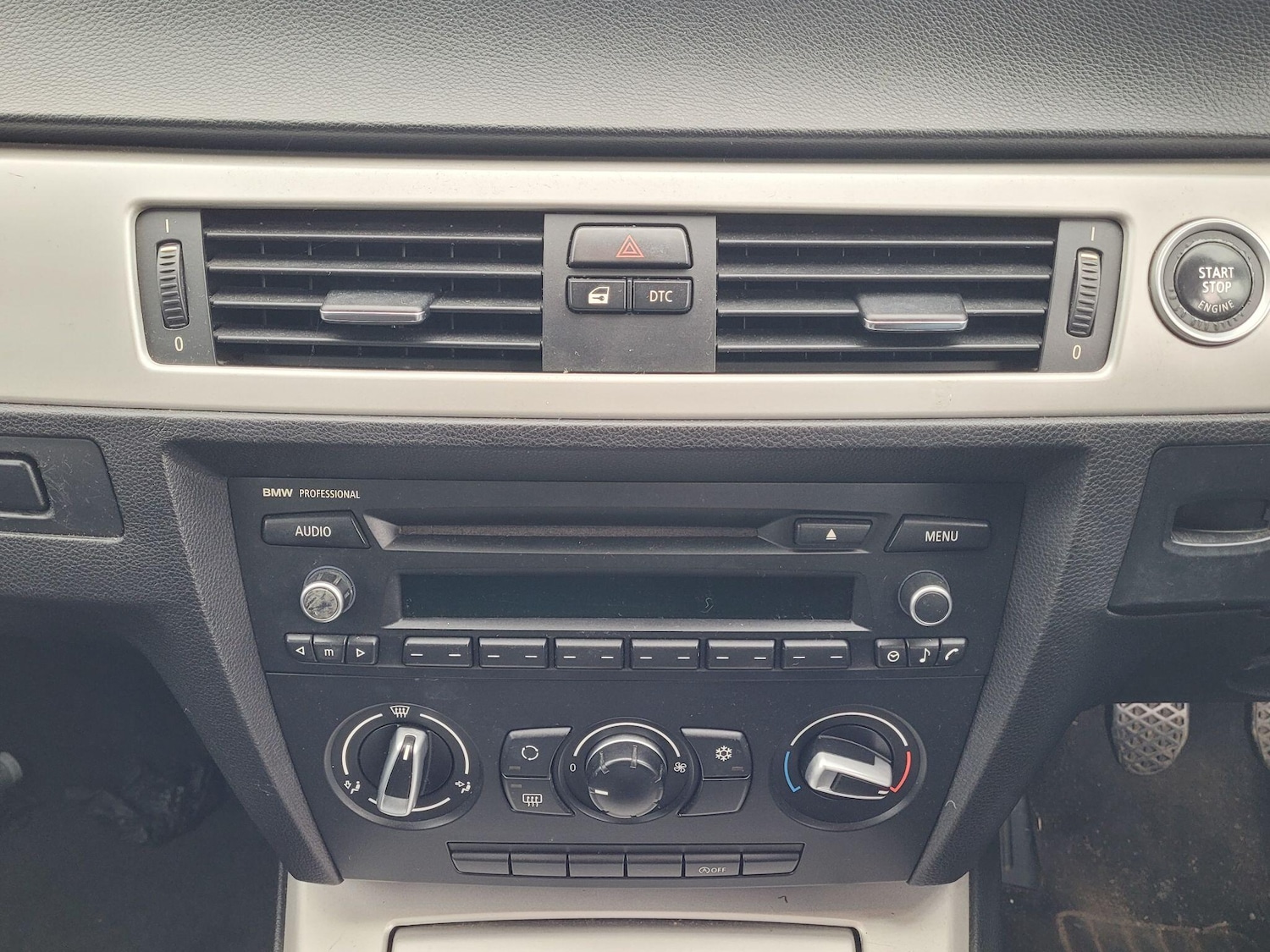 Used BMW 3 Series 2010 for sale - 77853522: Photo 18