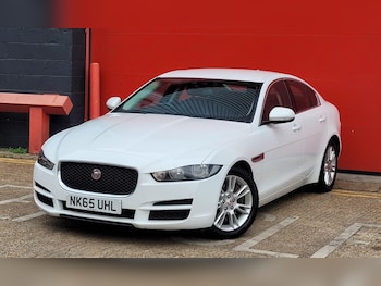 Used Jaguar XE 2015 for sale - 76765555: Photo