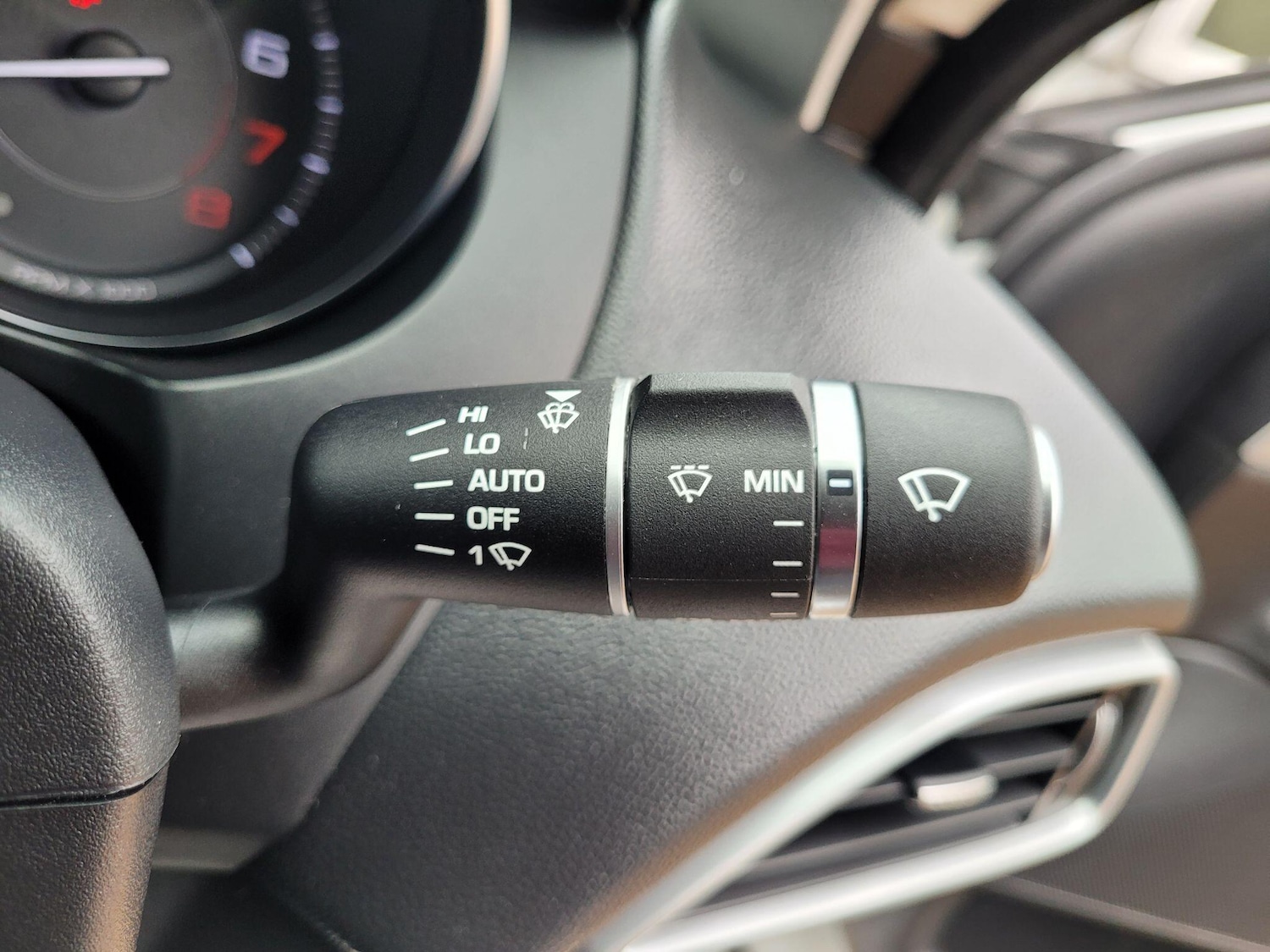 Used Jaguar XE 2015 for sale - 76765555: Photo 42