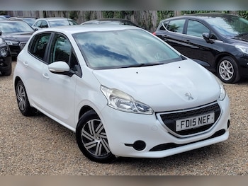 Used Peugeot 208 2015 for sale - 78965771: Photo