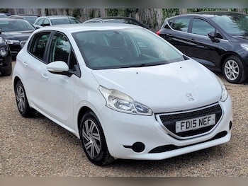 Used Peugeot 208 2015 for sale - 78965771: Photo