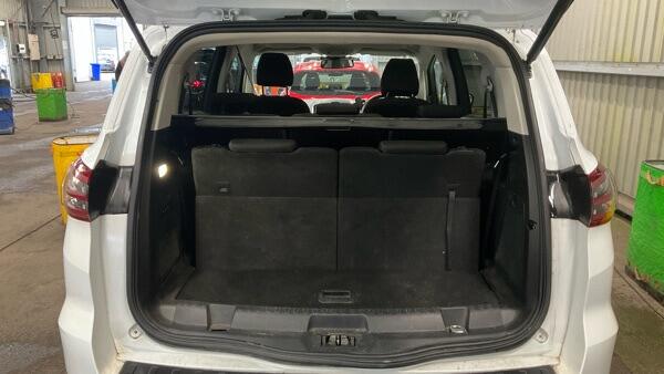 Used Ford S-Max 2015 for sale - 78171330: Photo 11