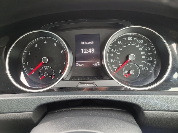 Used Volkswagen Golf 2014 for sale - 76239892: Photo 11
