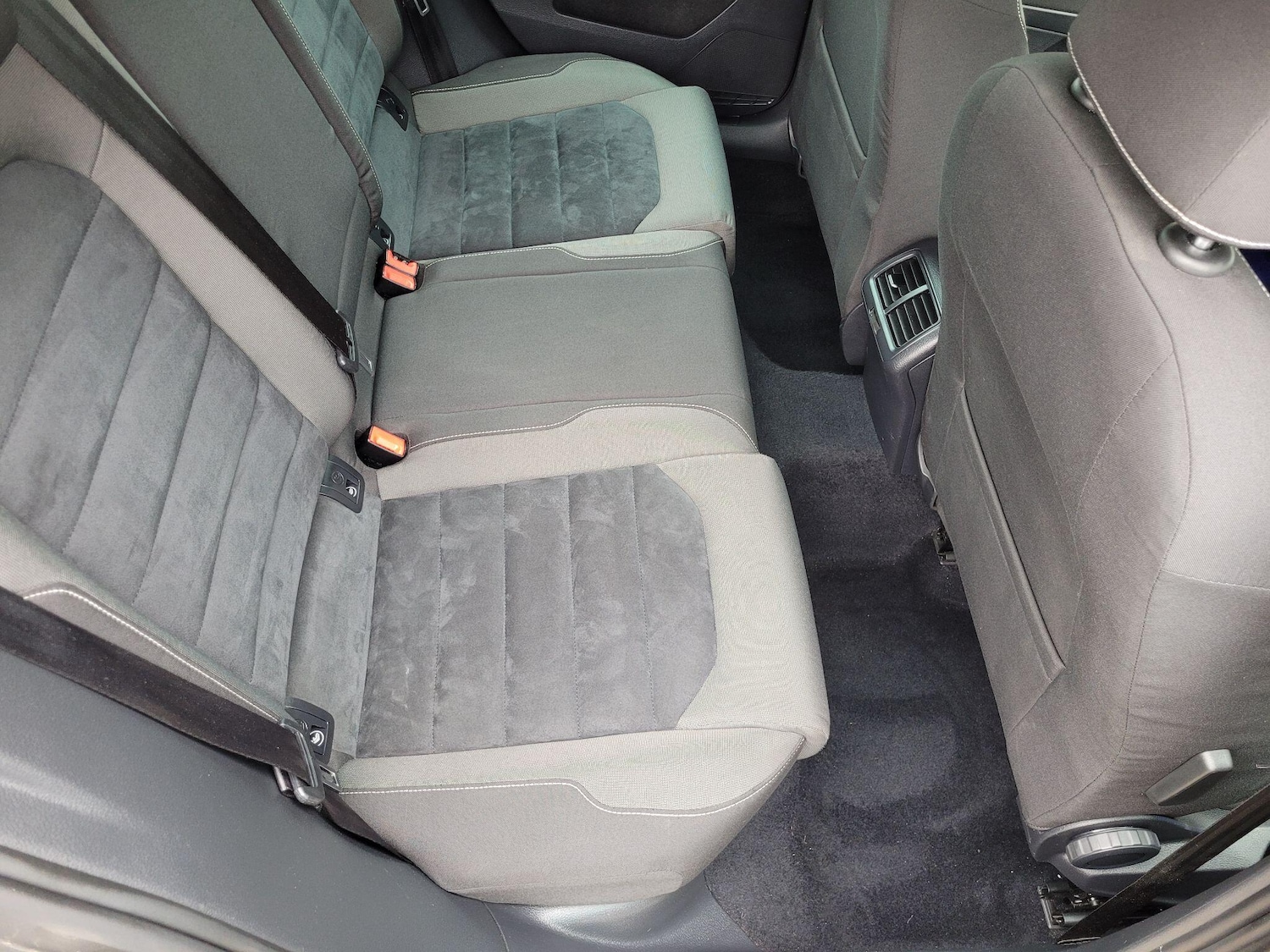 Used Volkswagen Golf 2014 for sale - 76239892: Photo 17