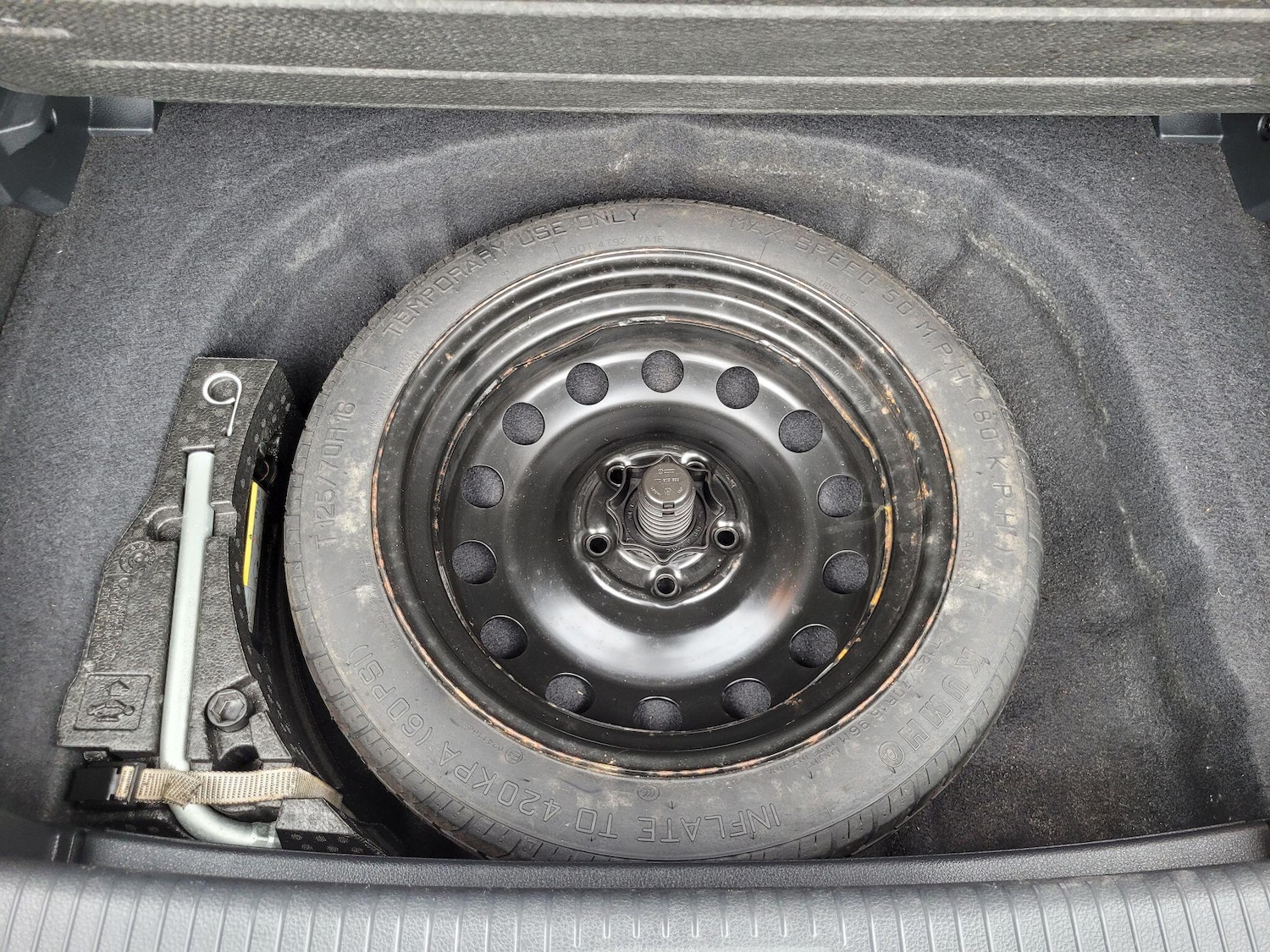 Used Volkswagen Golf 2014 for sale - 76239892: Photo 21