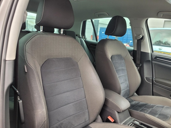 Used Volkswagen Golf 2014 for sale - 76239892: Photo 21