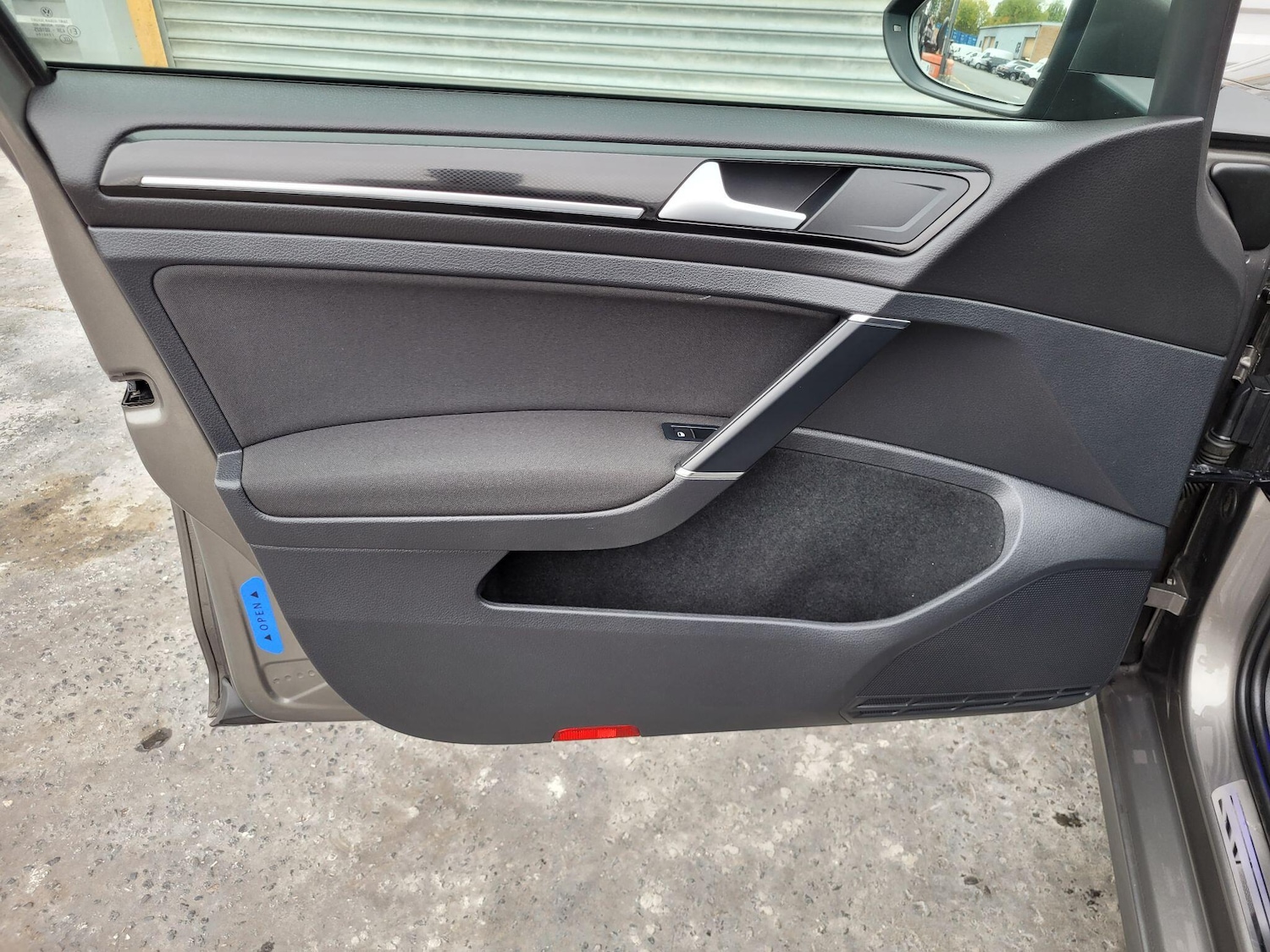 Used Volkswagen Golf 2014 for sale - 76239892: Photo 25