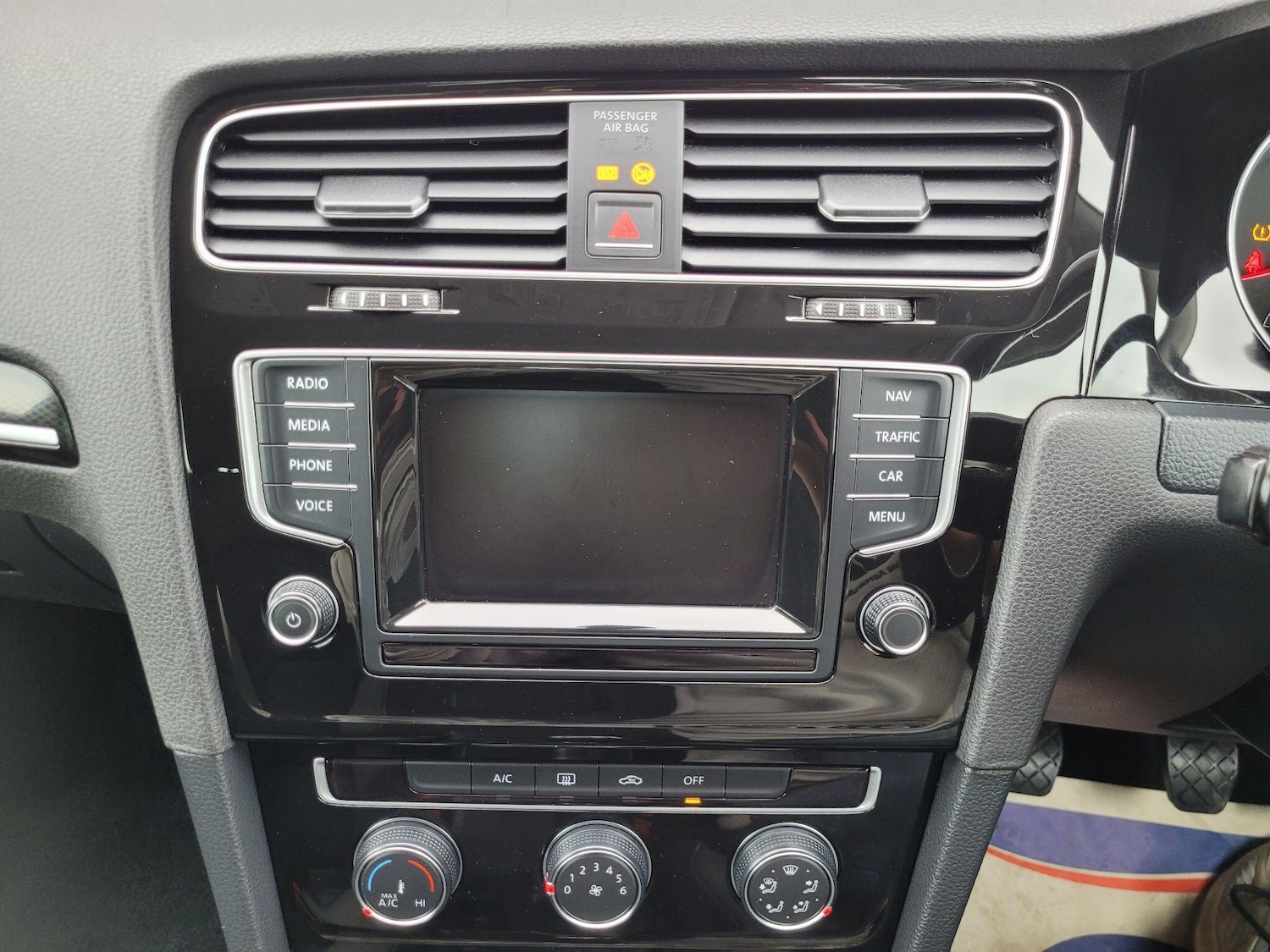 Used Volkswagen Golf 2014 for sale - 76239892: Photo 30