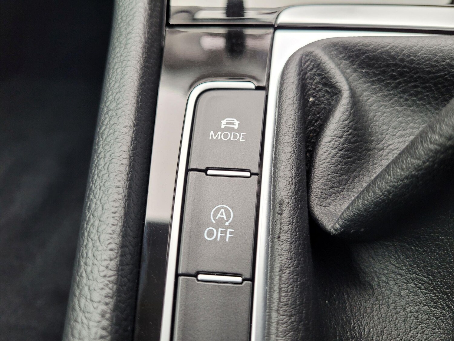 Used Volkswagen Golf 2014 for sale - 76239892: Photo 31