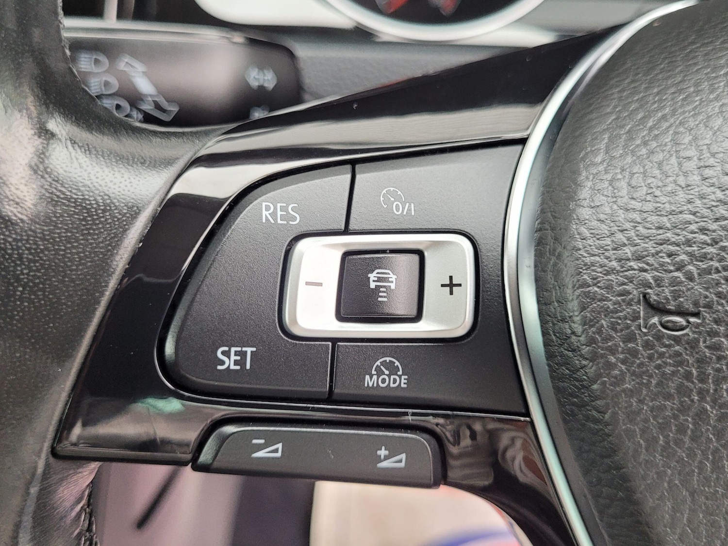 Used Volkswagen Golf 2014 for sale - 76239892: Photo 39