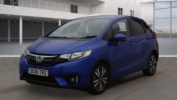 Used Honda Jazz 2016 for sale - 76314844: Photo 2