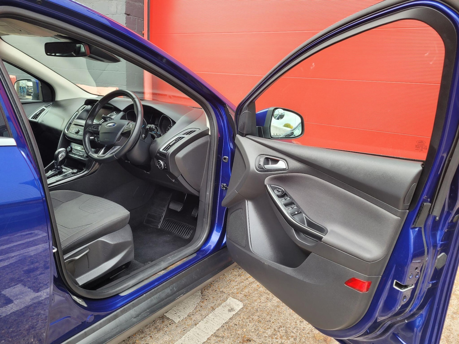 Used Ford Focus 2017 for sale - 76318122: Photo 17