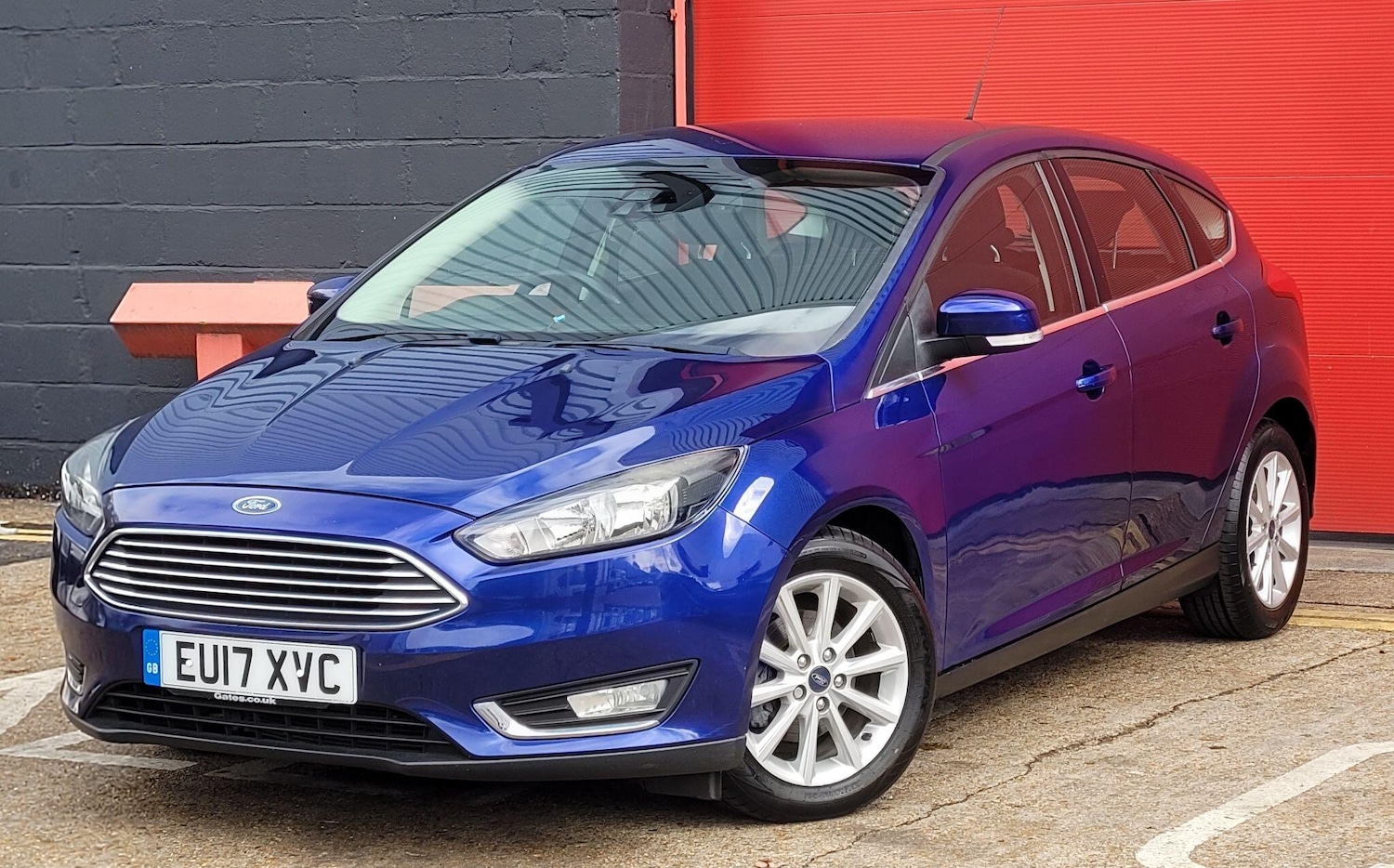 Used Ford Focus 2017 for sale - 76318122: Photo 2