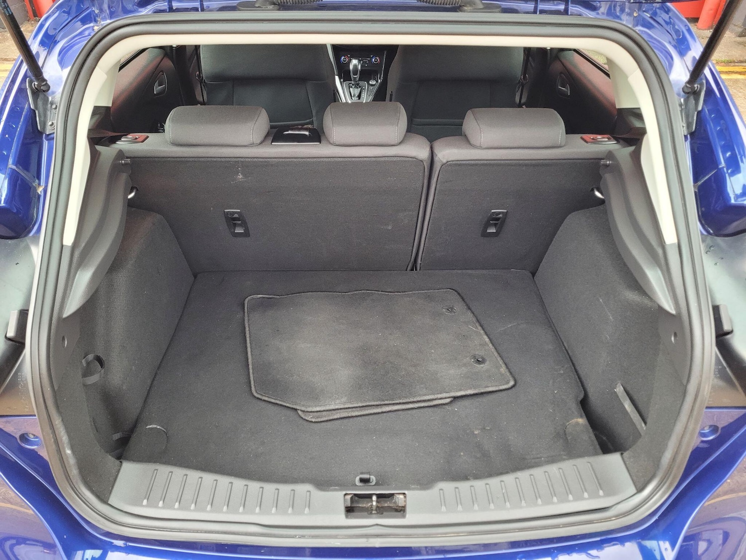 Used Ford Focus 2017 for sale - 76318122: Photo 26