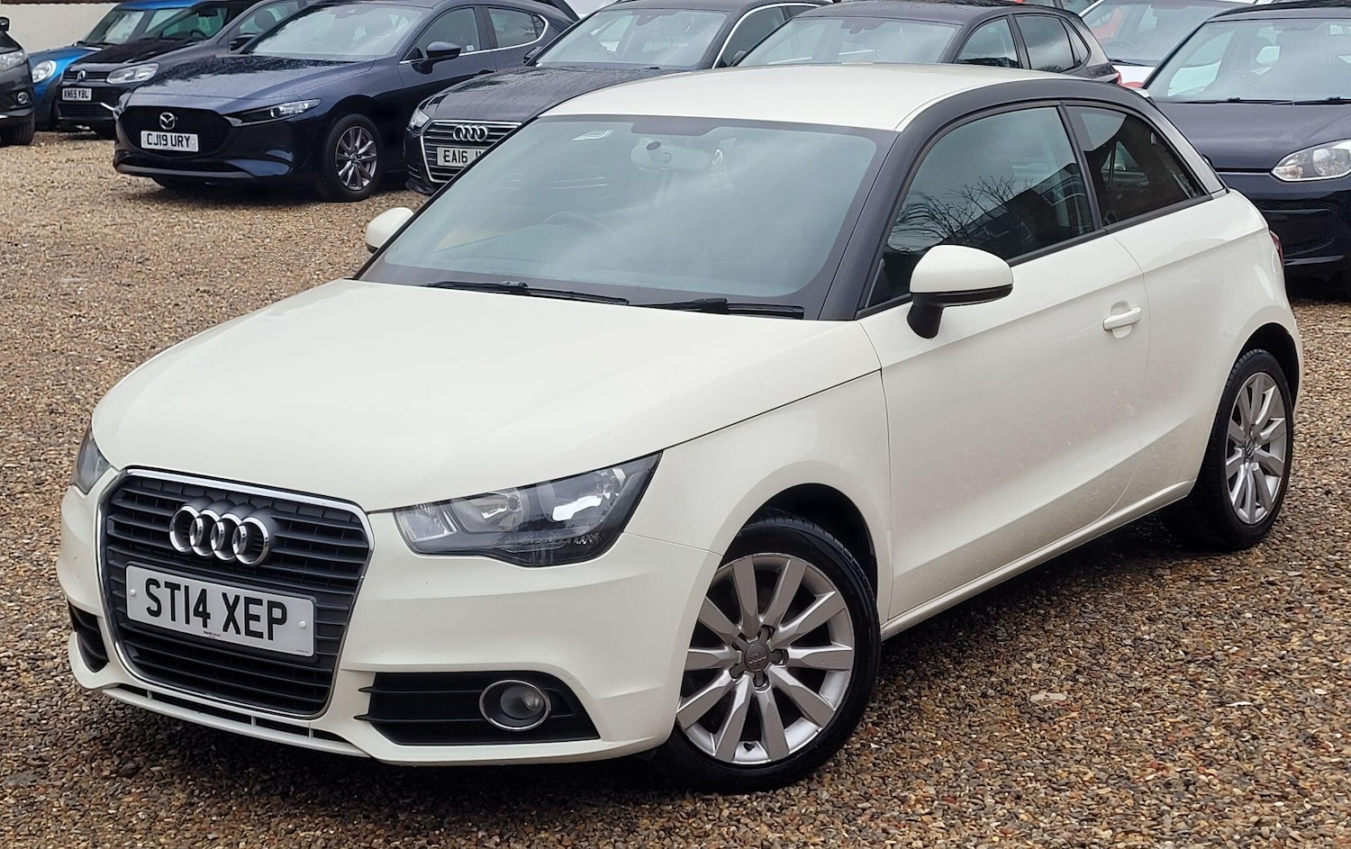 Used Audi A1 2014 for sale - 77611798: Photo 2