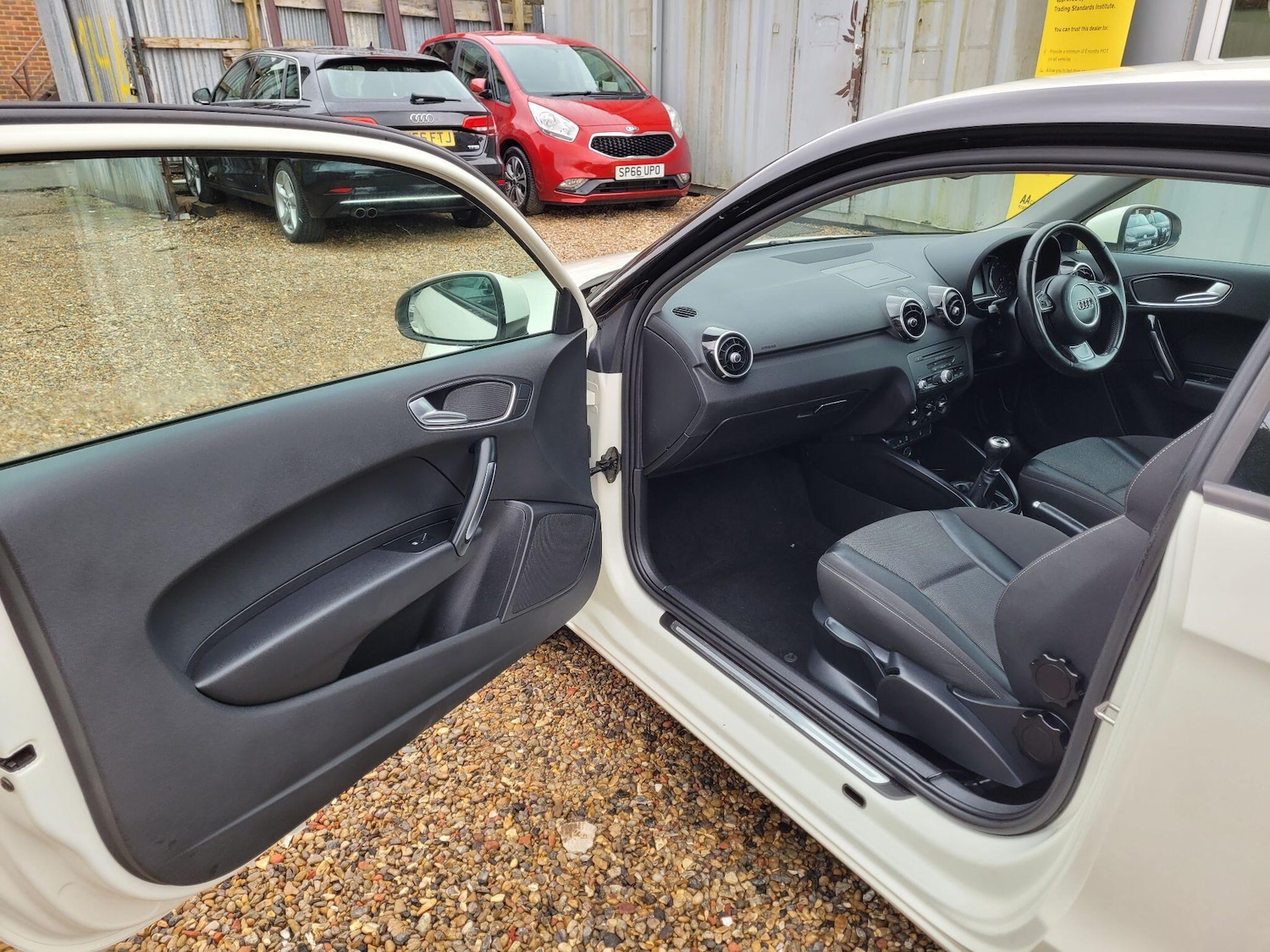 Used Audi A1 2014 for sale - 77611798: Photo 24