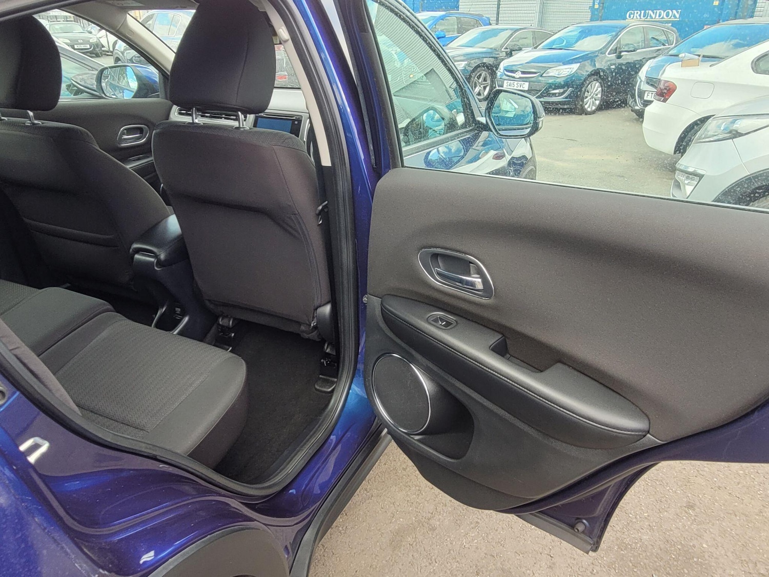 Used Honda HR-V 2015 for sale - 76984691: Photo 20