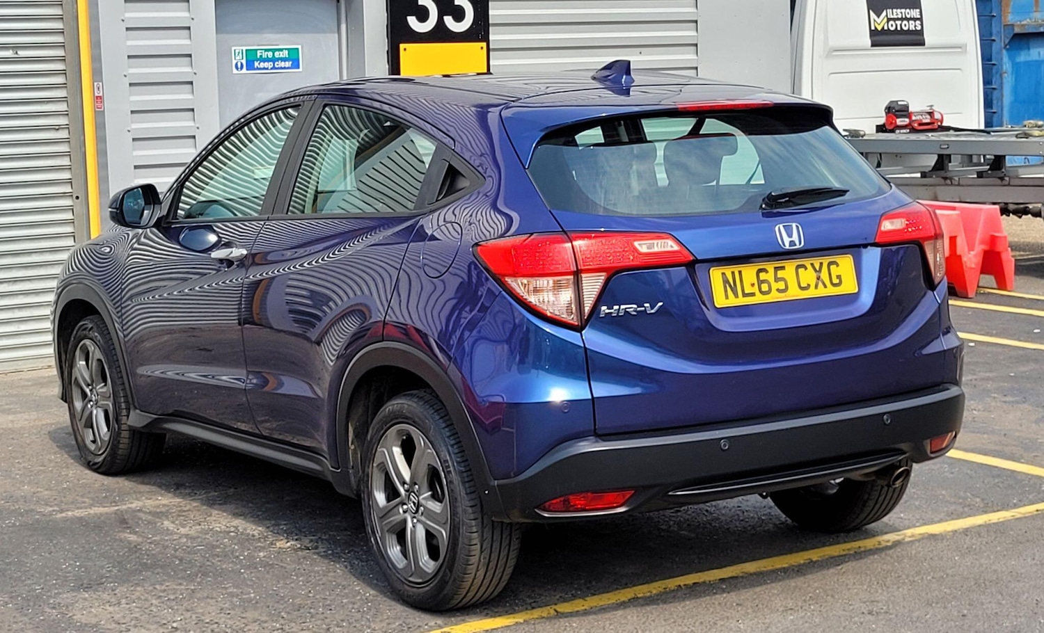 Used Honda HR-V 2015 for sale - 76984691: Photo 8