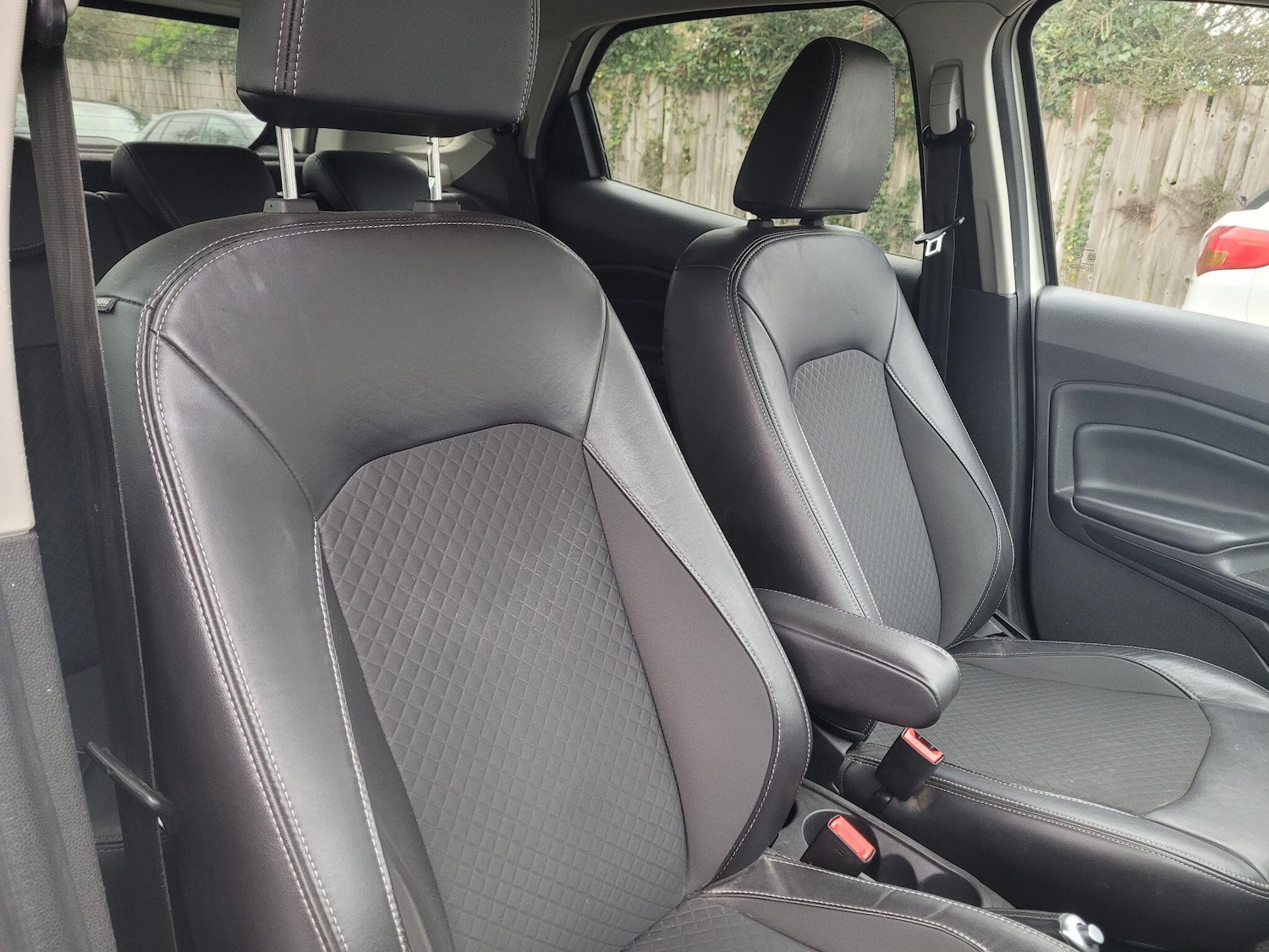 Used Ford Ecosport 2016 for sale - 77793898: Photo 12