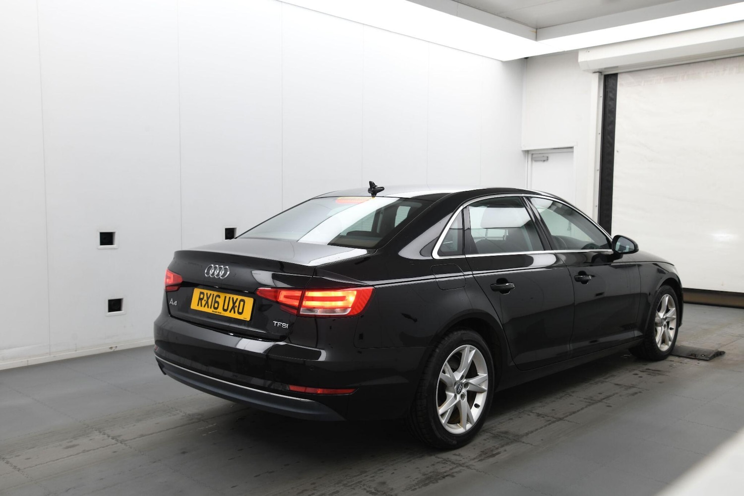 Used Audi A4 for sale - 77682860: Photo 4