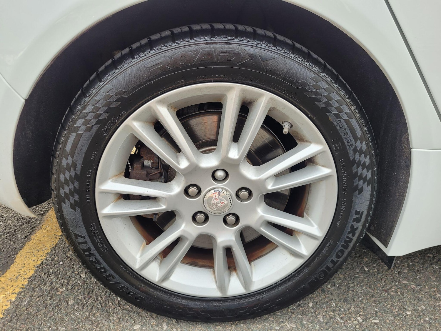 Used Jaguar XE 2015 for sale - 76984713: Photo 13