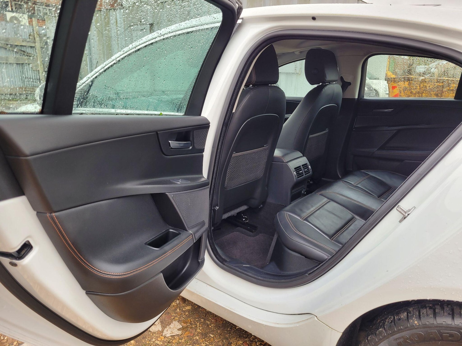 Used Jaguar XE 2015 for sale - 76984713: Photo 29